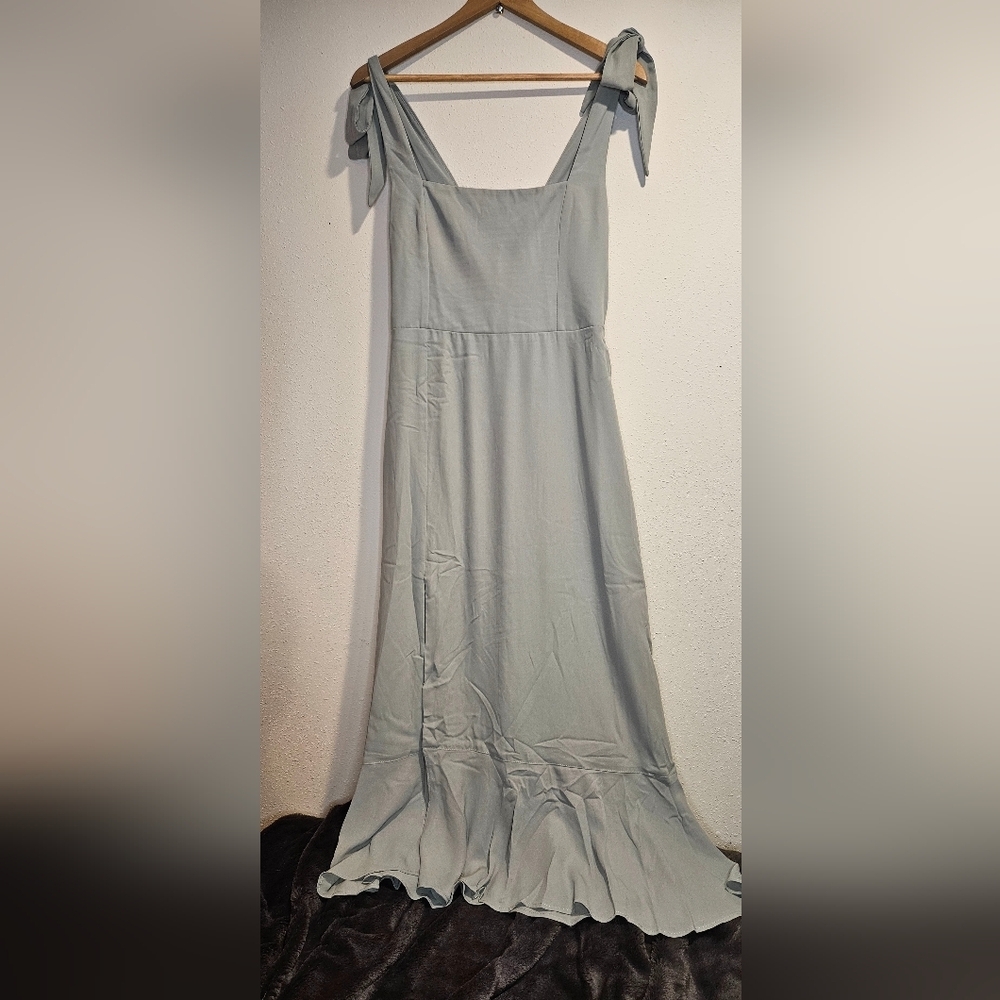 NWT Show Me Your MuMu Weddings Claire Tie Shoulder midi dress in silver sage L